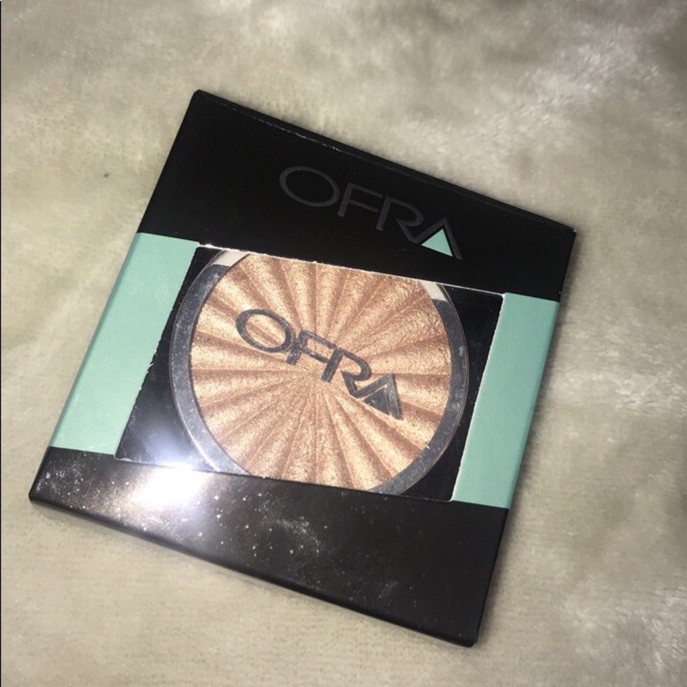 GLOW GOALS NIKKIETUTORIALS X OFRA